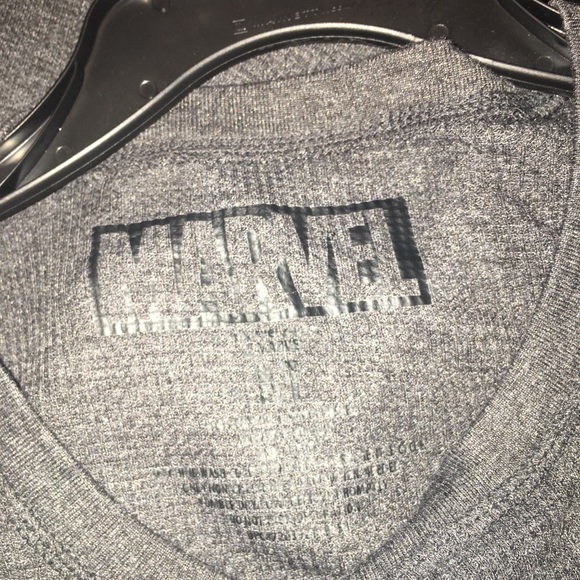 Marvel’s Spider-Man Official Gray Long Sleeve Tee - Picture 4 of 4